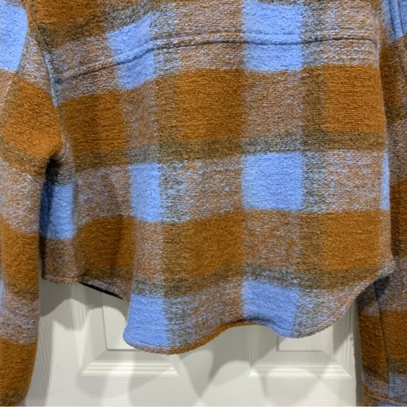 Wilfred Free “The Ganna Cropped Shirt Jacket” - Picture 3 of 12